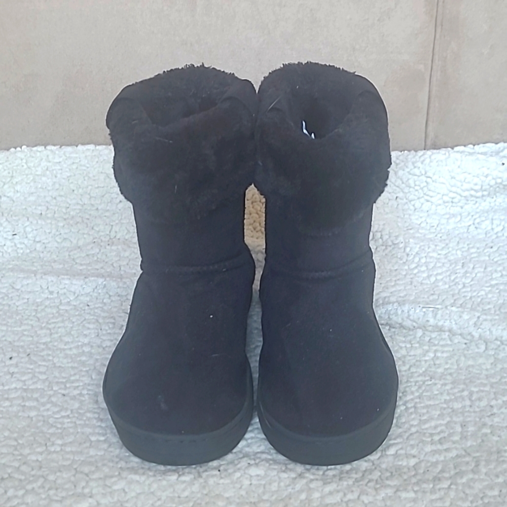 Girls Bebe ug boots